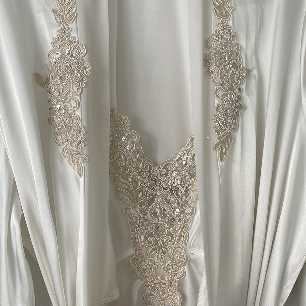 Linea Donatella elegant satin bridal lingerie set- L